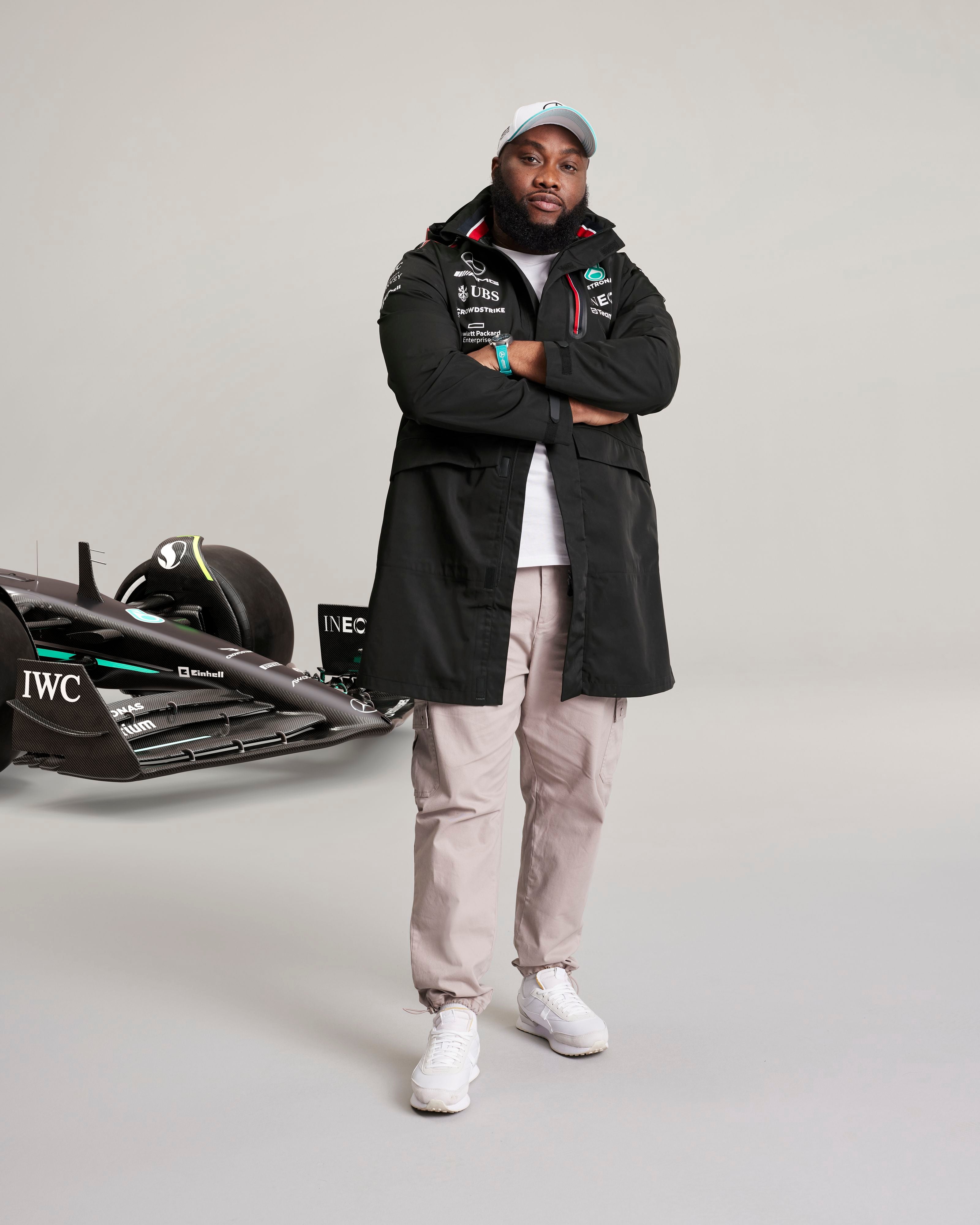 Mens 2023 Team Rain Jacket Black | Official Mercedes-AMG PETRONAS F1 Team  Store