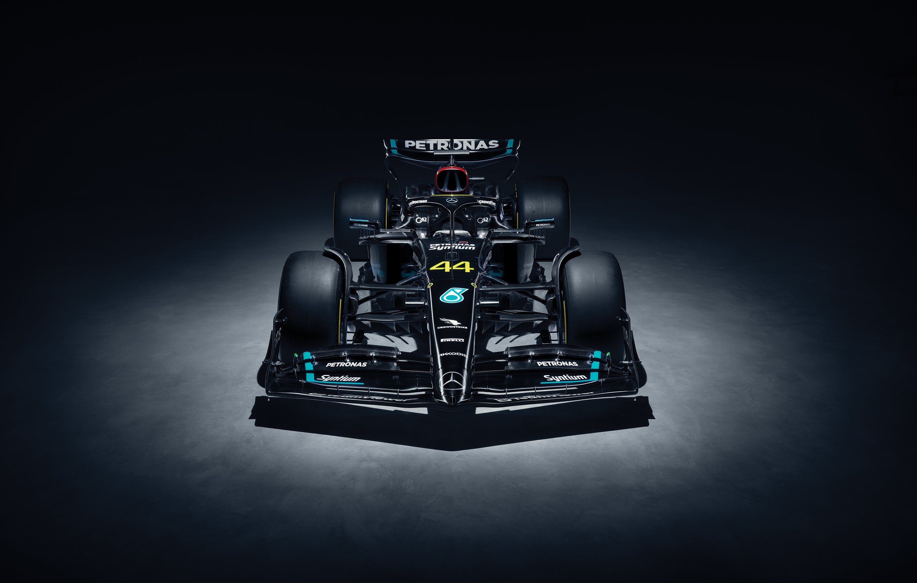 Official Mercedes-AMG PETRONAS F1 Team Store