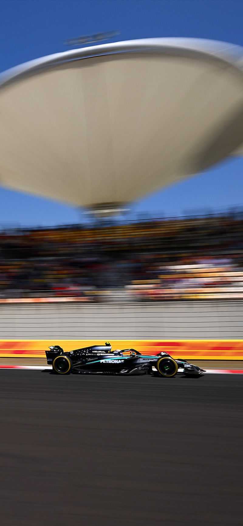 Official Mercedes-AMG PETRONAS F1 Team Store