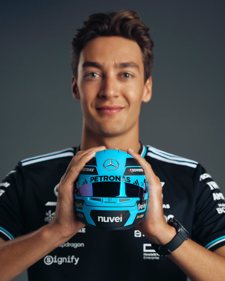 george-russell-2025-mini-bell-helmet-replica-1-2-official-mercedes