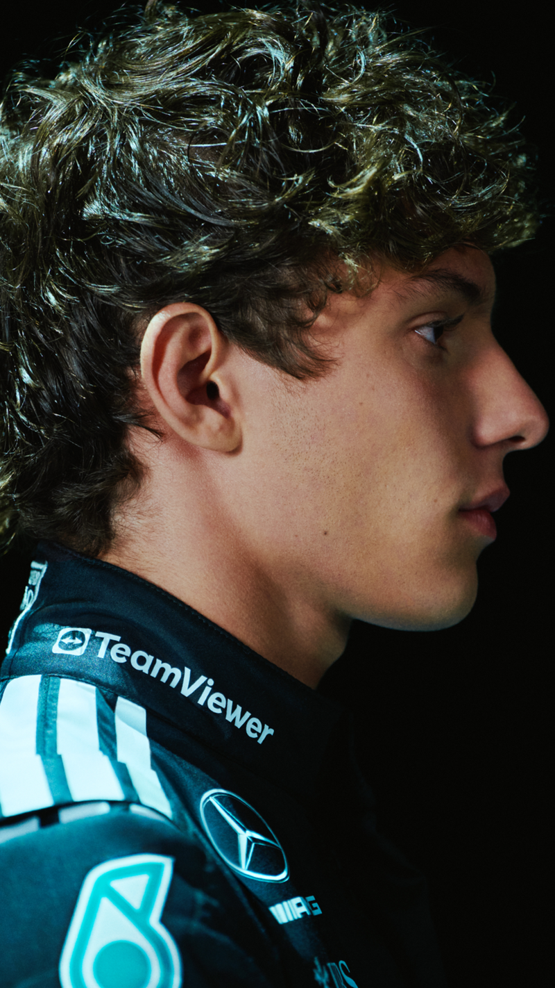 Official Mercedes-AMG PETRONAS F1 Team Store
