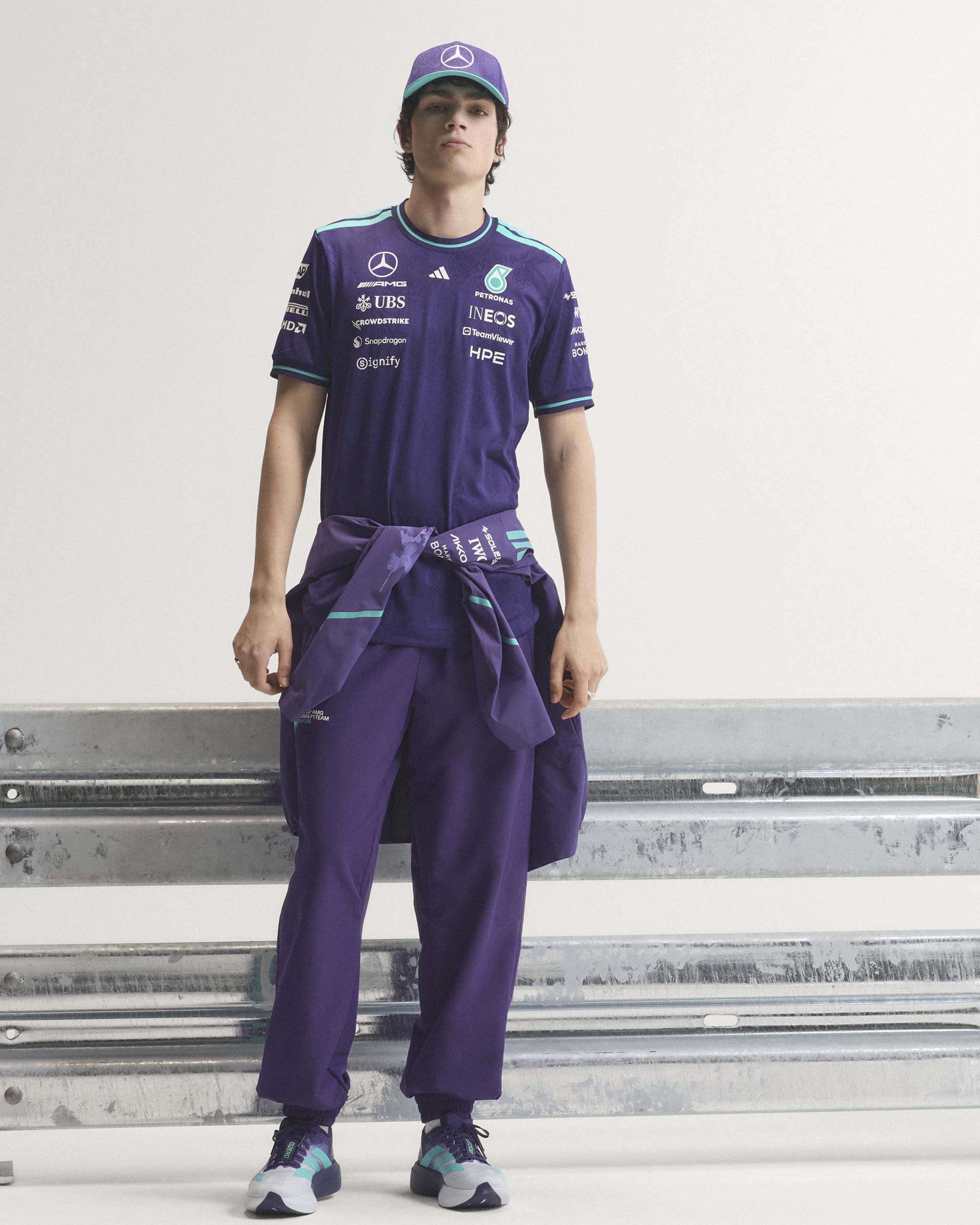 Mens 2026 Vanda Bloom Authentic Driver Tee Purple