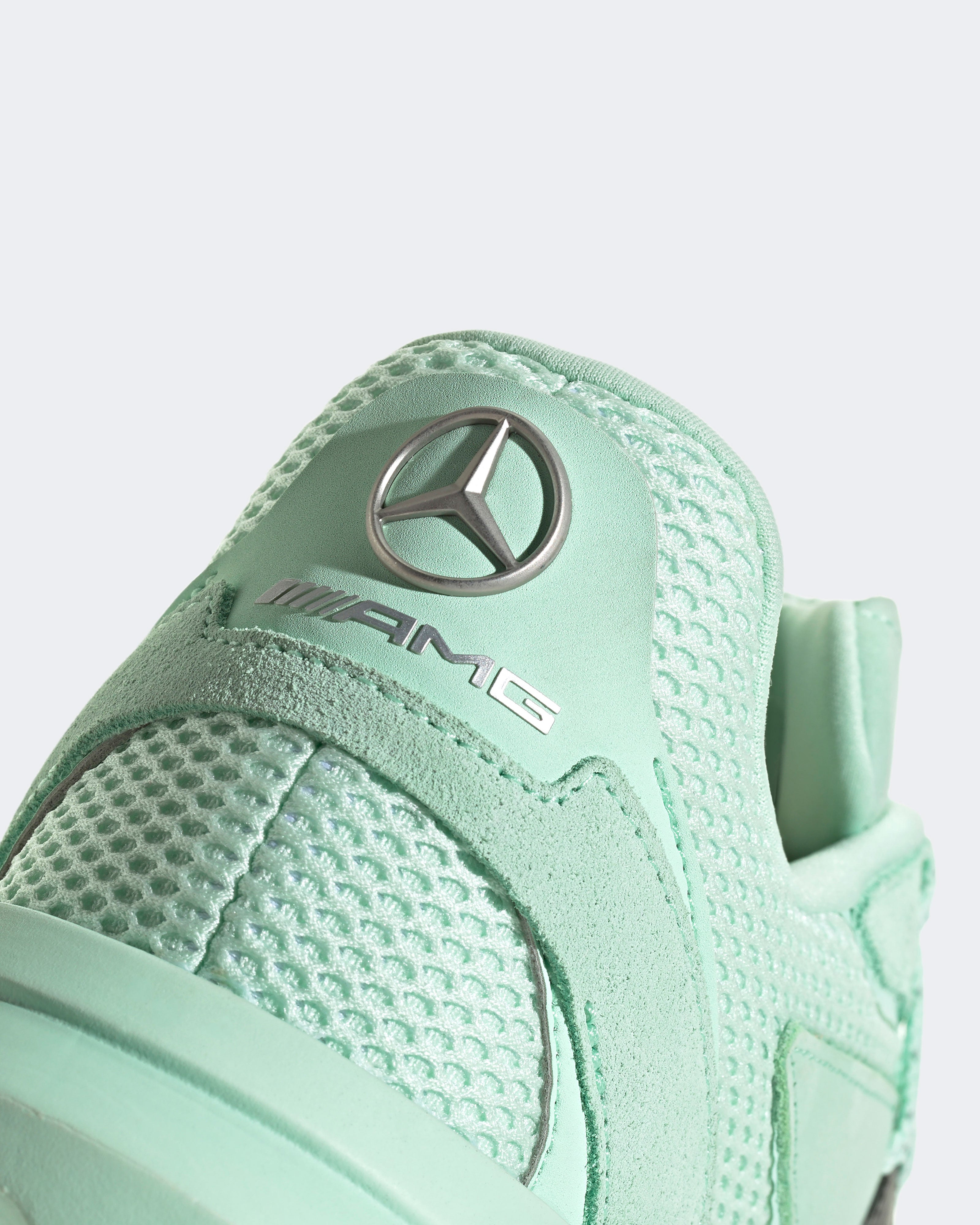 Lightblaze Shoes Green | Official Mercedes-AMG PETRONAS F1