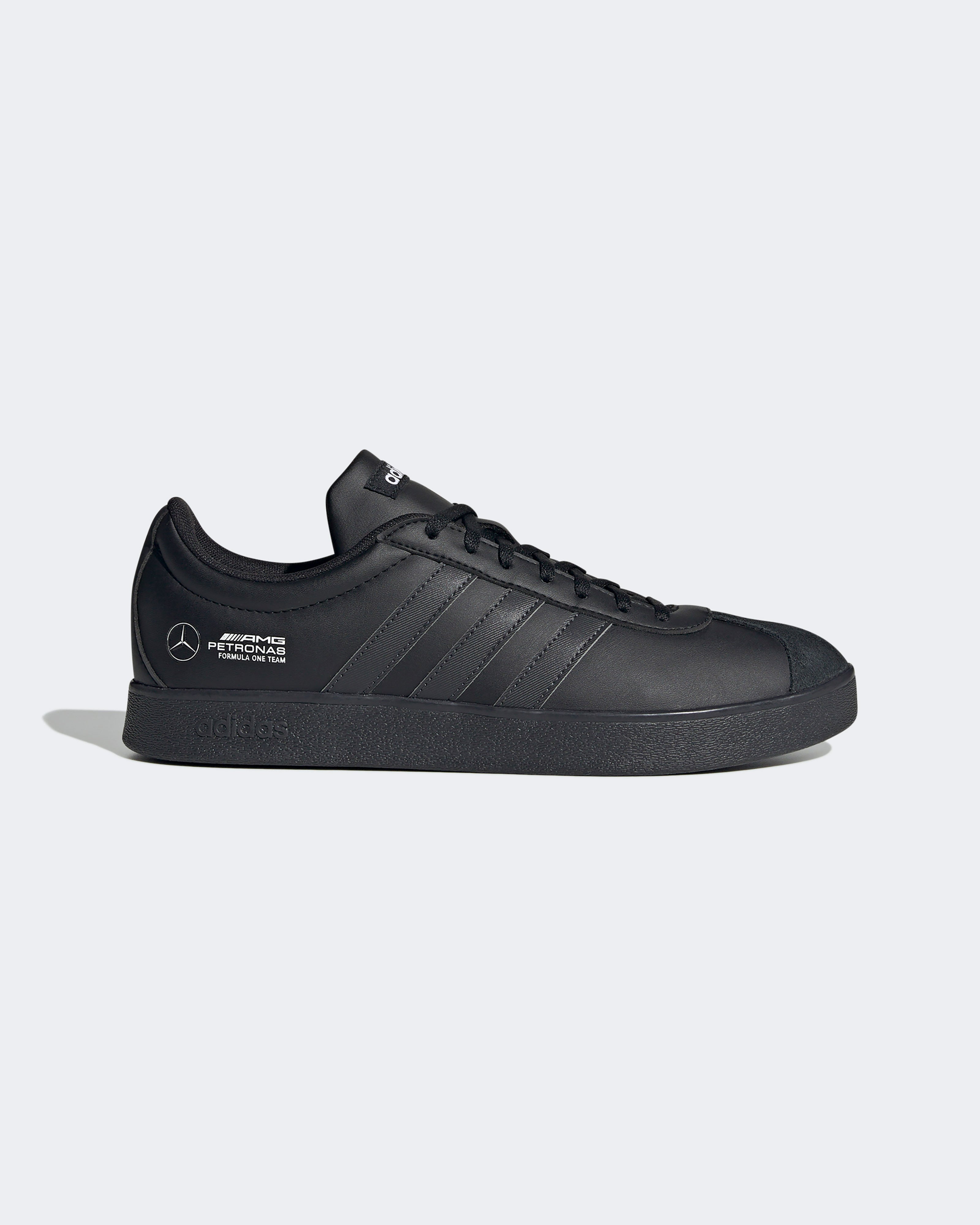 【adidas】x Mercedes VL コート スニーカー アディダス（adidas）（メンズ）スニーカー VLコートベース M