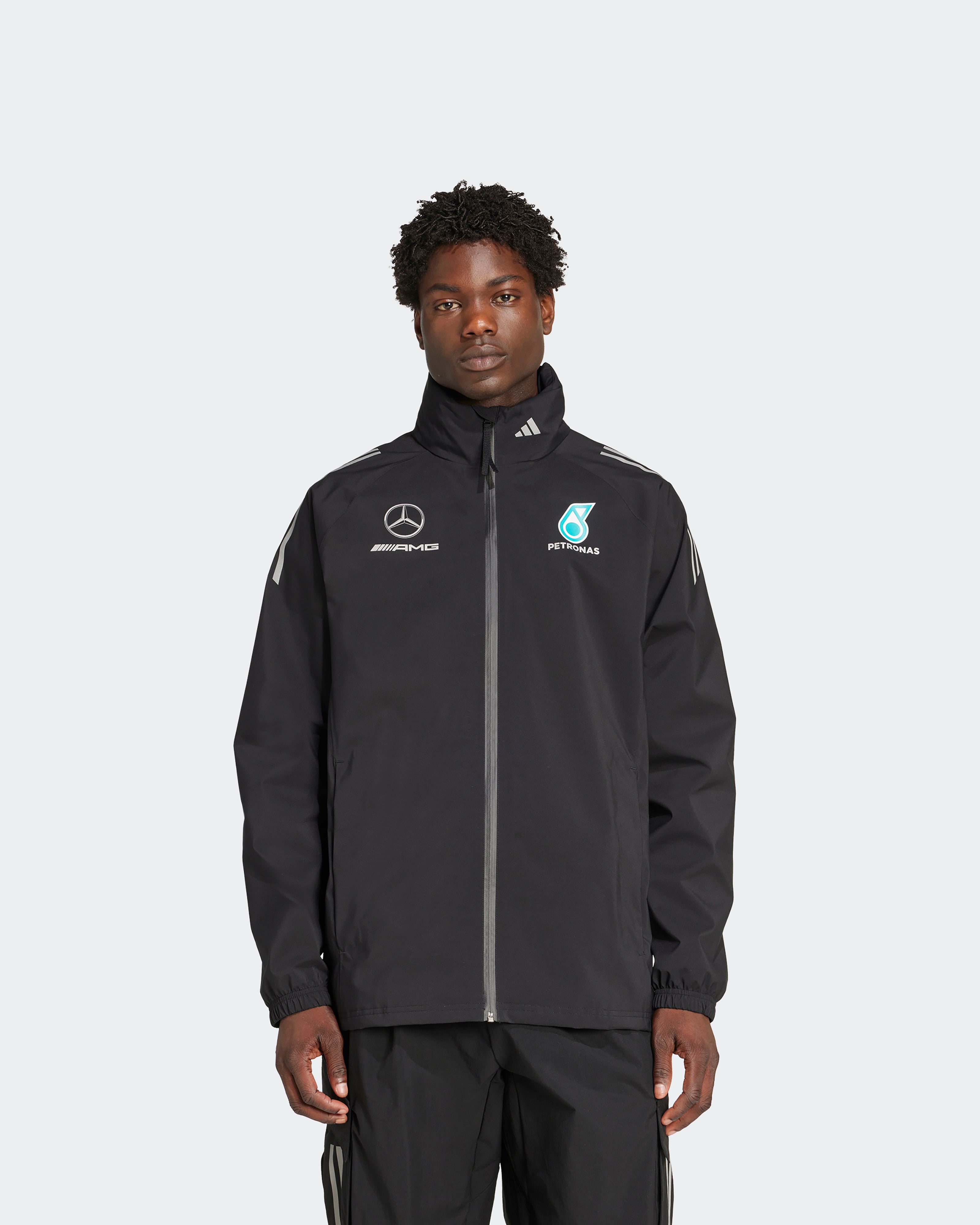 Mercedes PETRONAS ナイロンジャケット ブラック Mercedes AMG Petronas F1 Men's 2024 Team Rain Jacket - Black