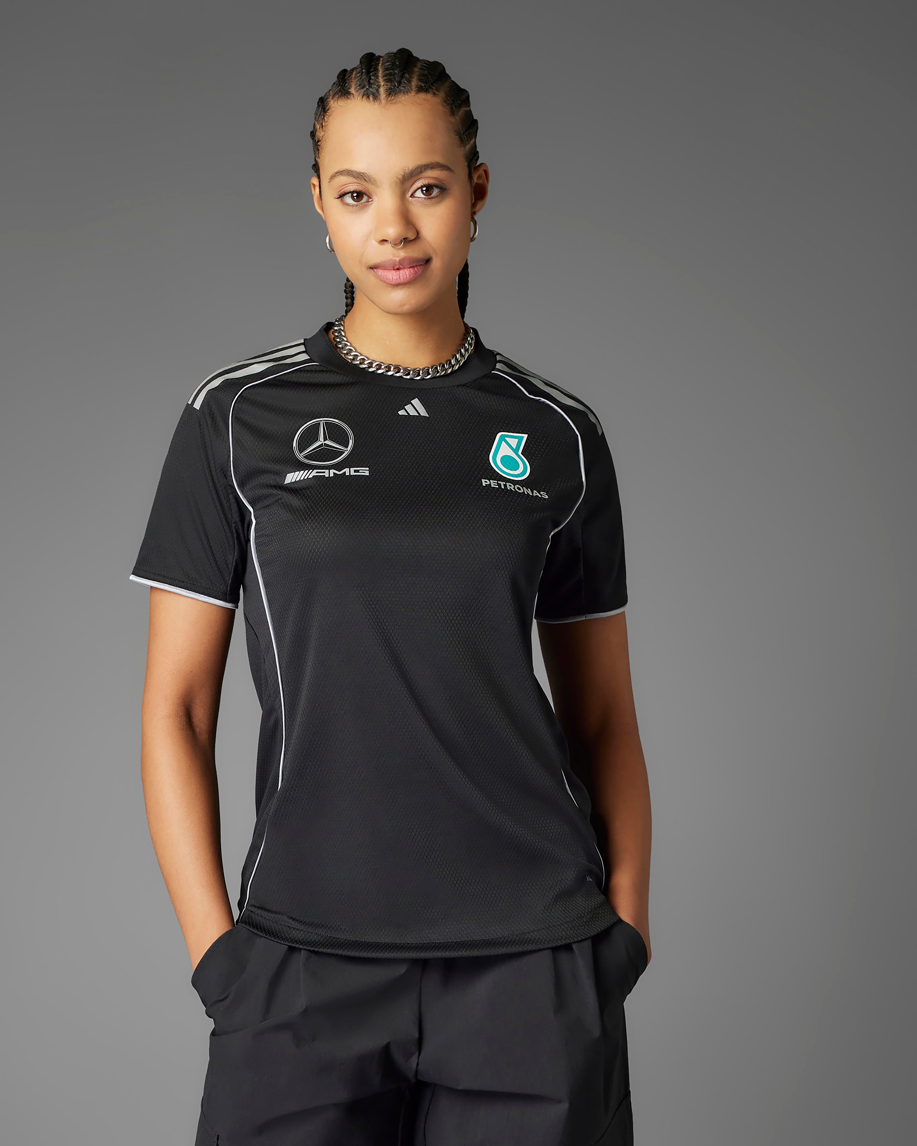 Womens 2025 Mechanics Tee Black | Official Mercedes-AMG PETRONAS