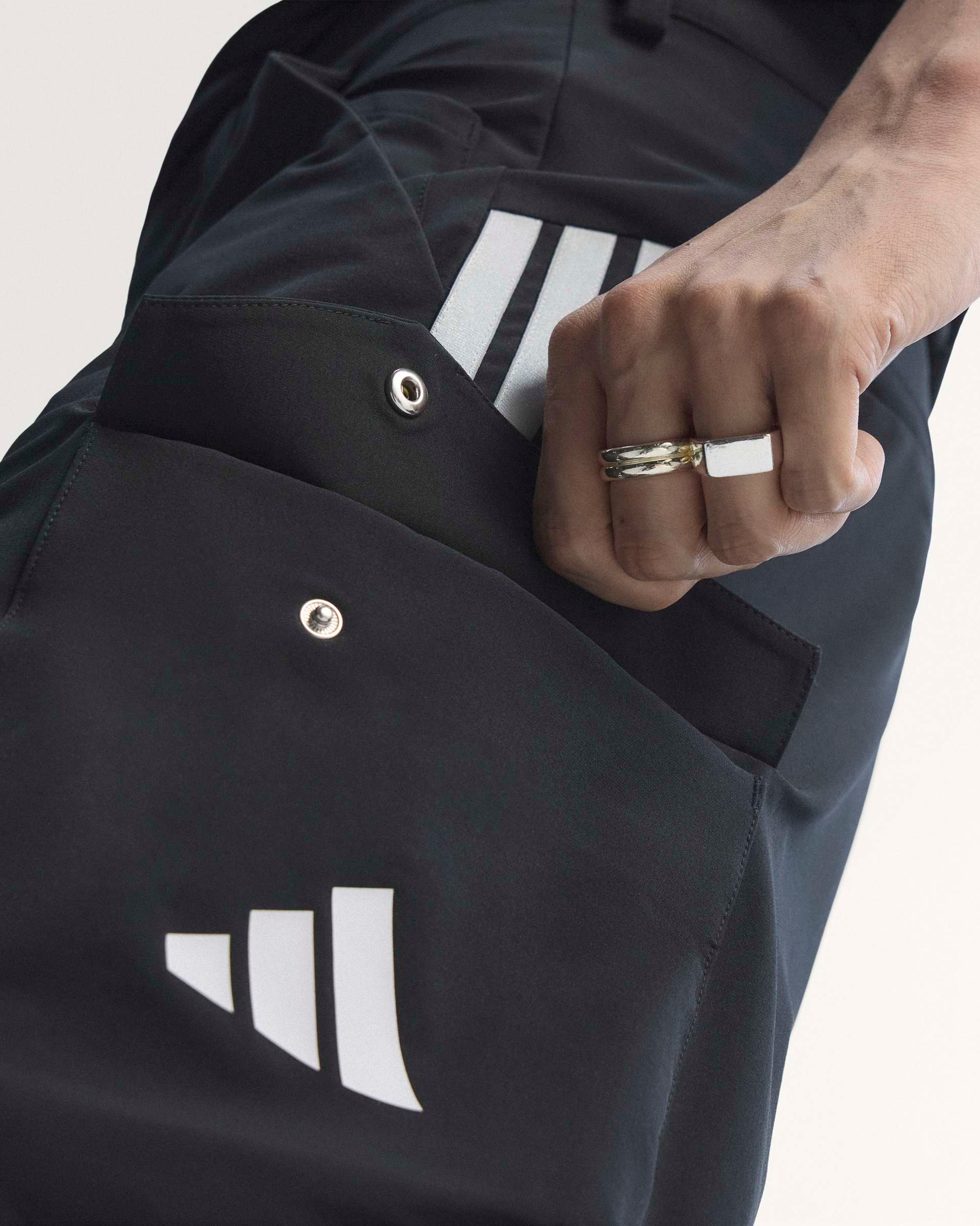 Mercedes-AMG PETRONAS F1 Team Men's 2026 Mechanics Shorts - Black