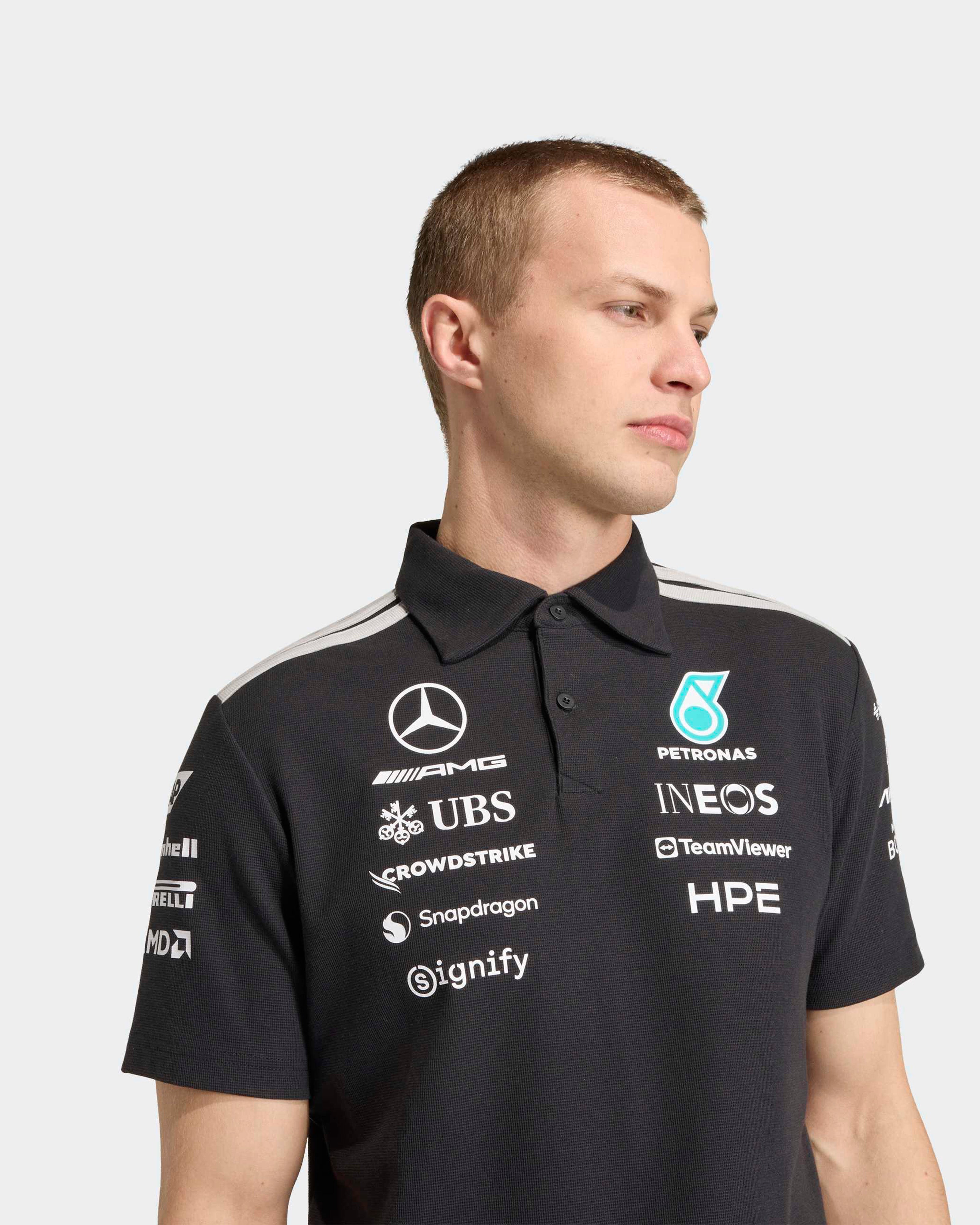 Lサイズ ポロシャツF1 2026メルセデスAMG Men's F1 Petronas Mercedes-AMG | Black - Shirt Polo Team 2026 トップス
