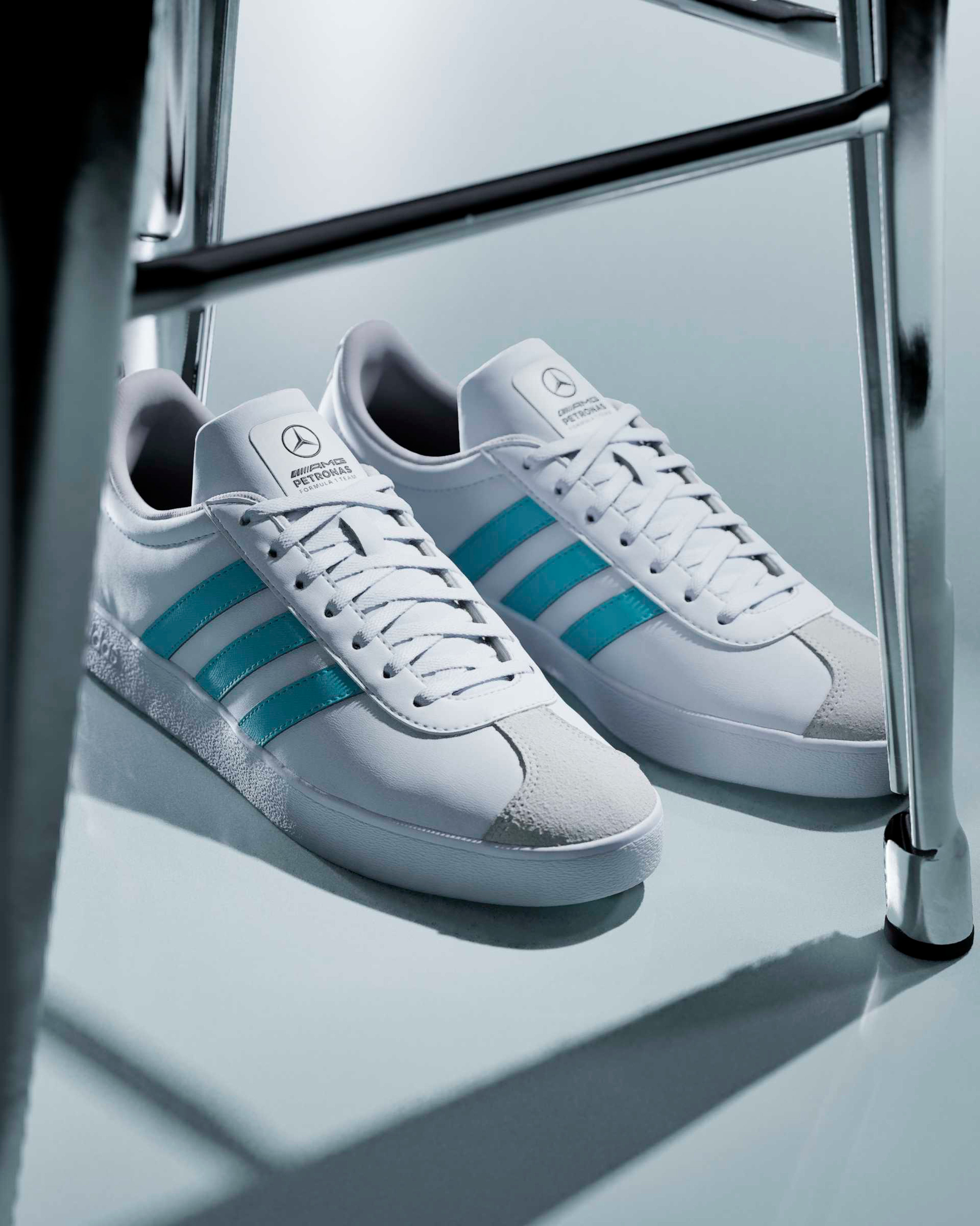 VL Court Shoes White