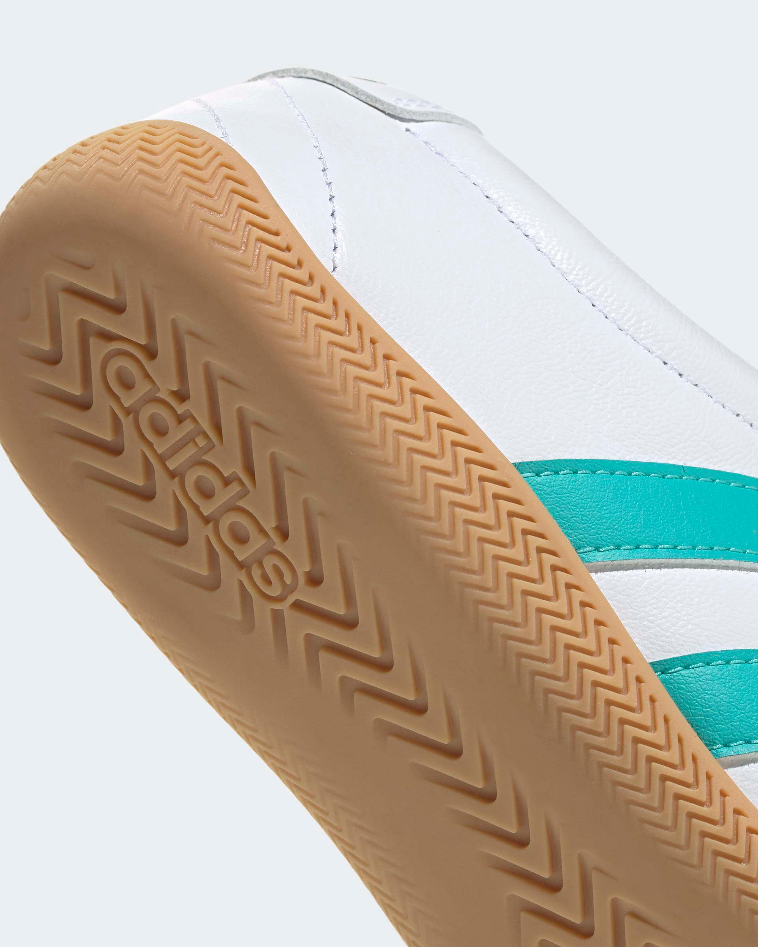 Grand Court Lo Shoes White