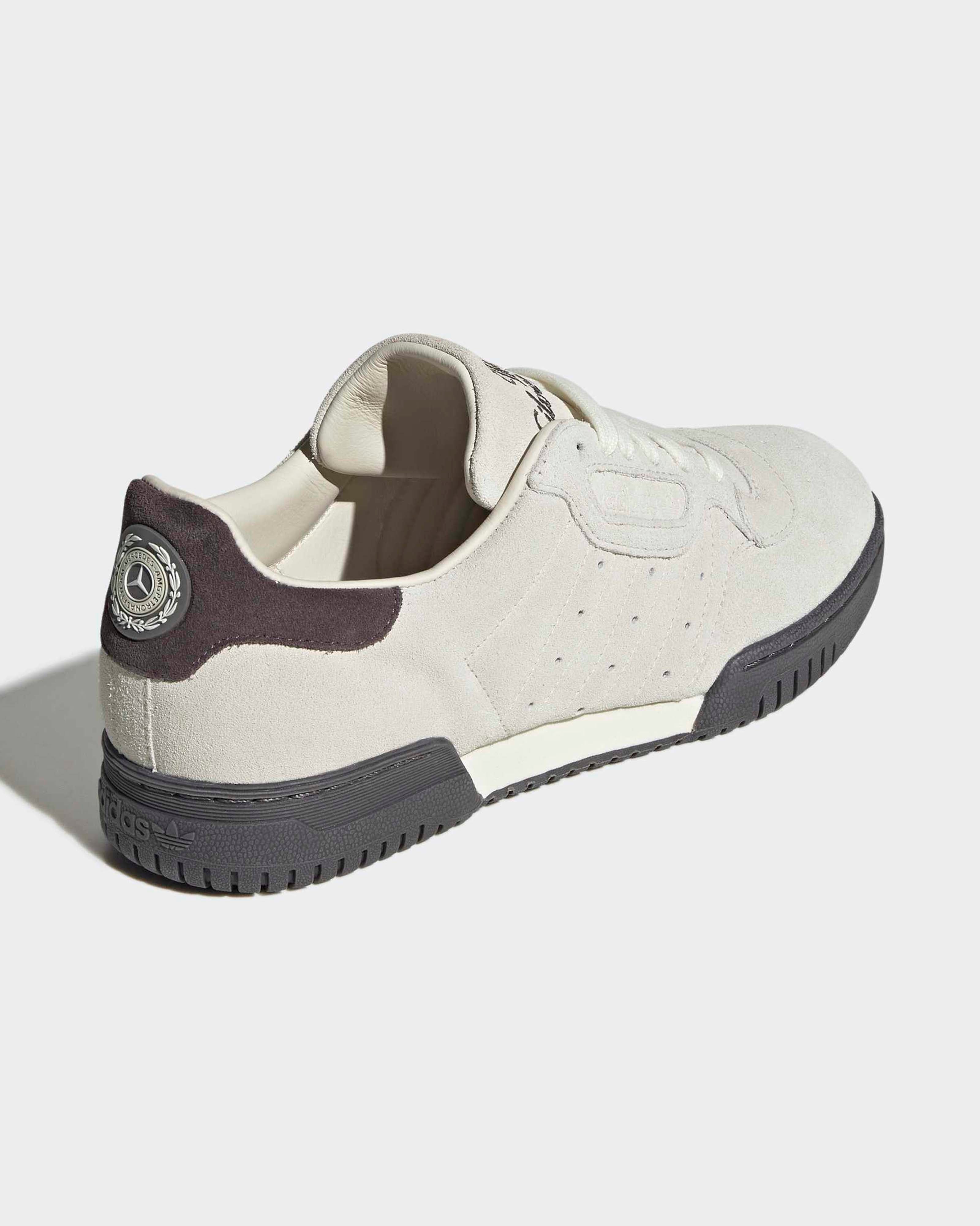 Powerphase Shoes Off White