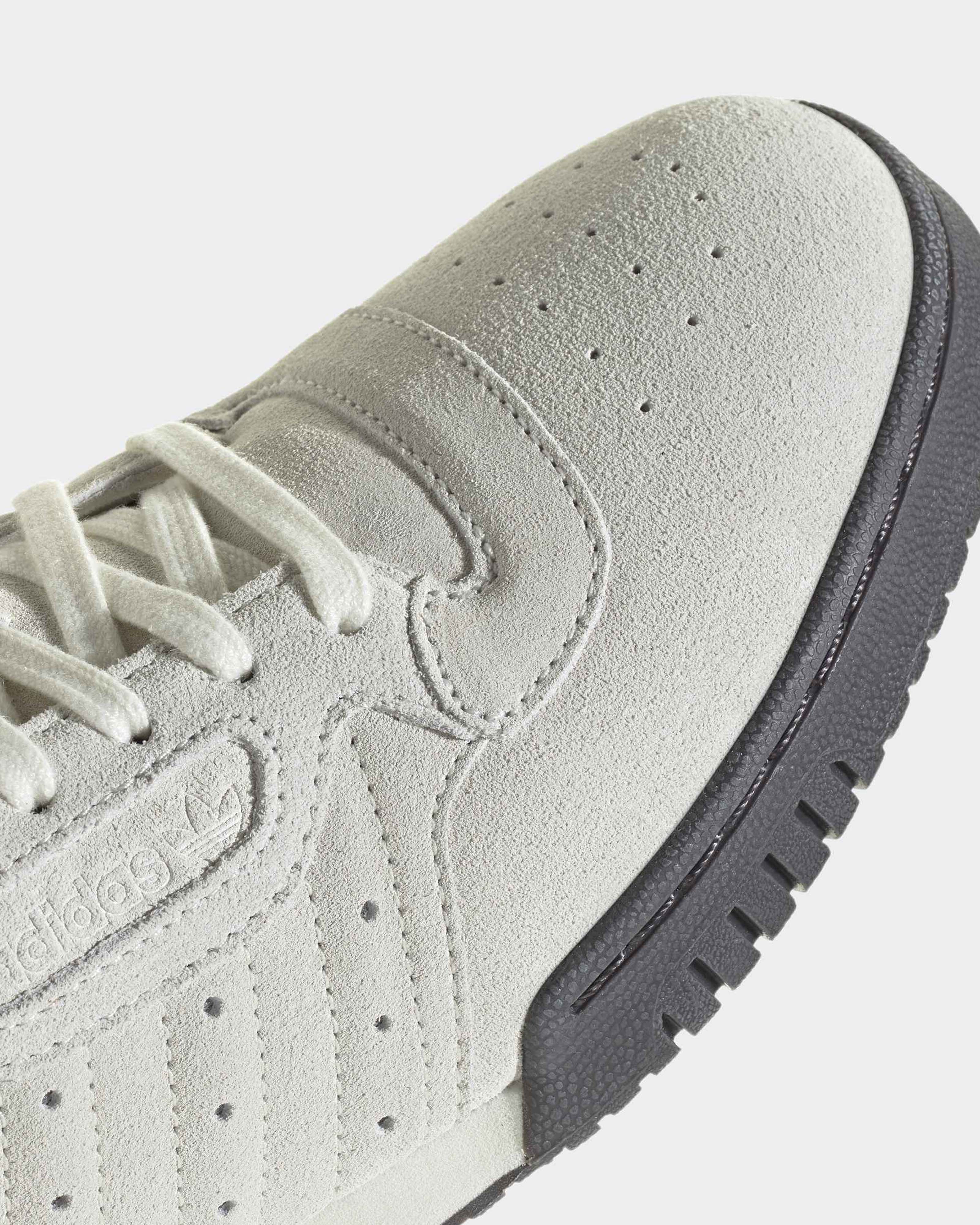 Powerphase Shoes Off White