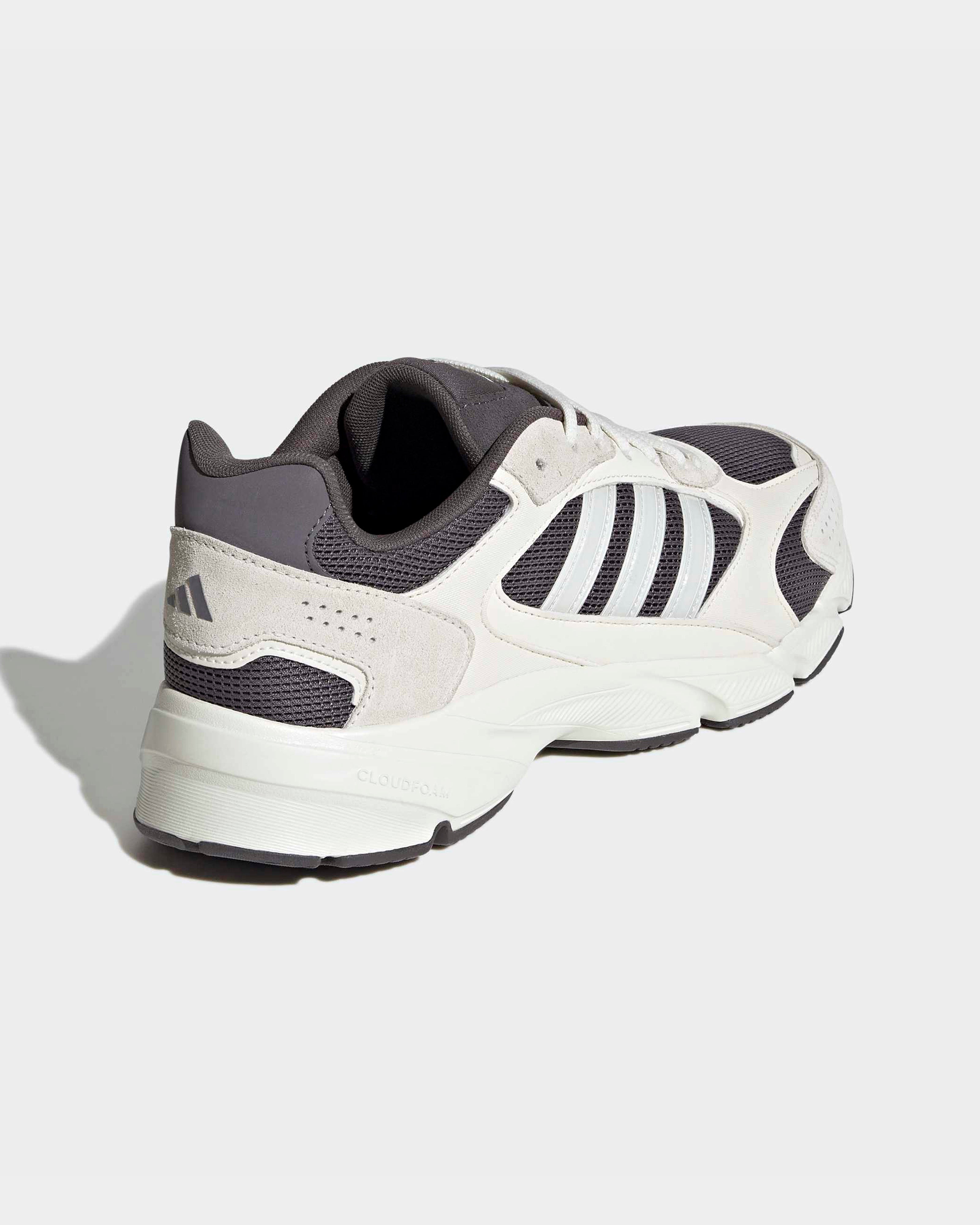 Crazychaos 2000 Shoes - White (2026) | Mercedes-AMG PETRONAS F1