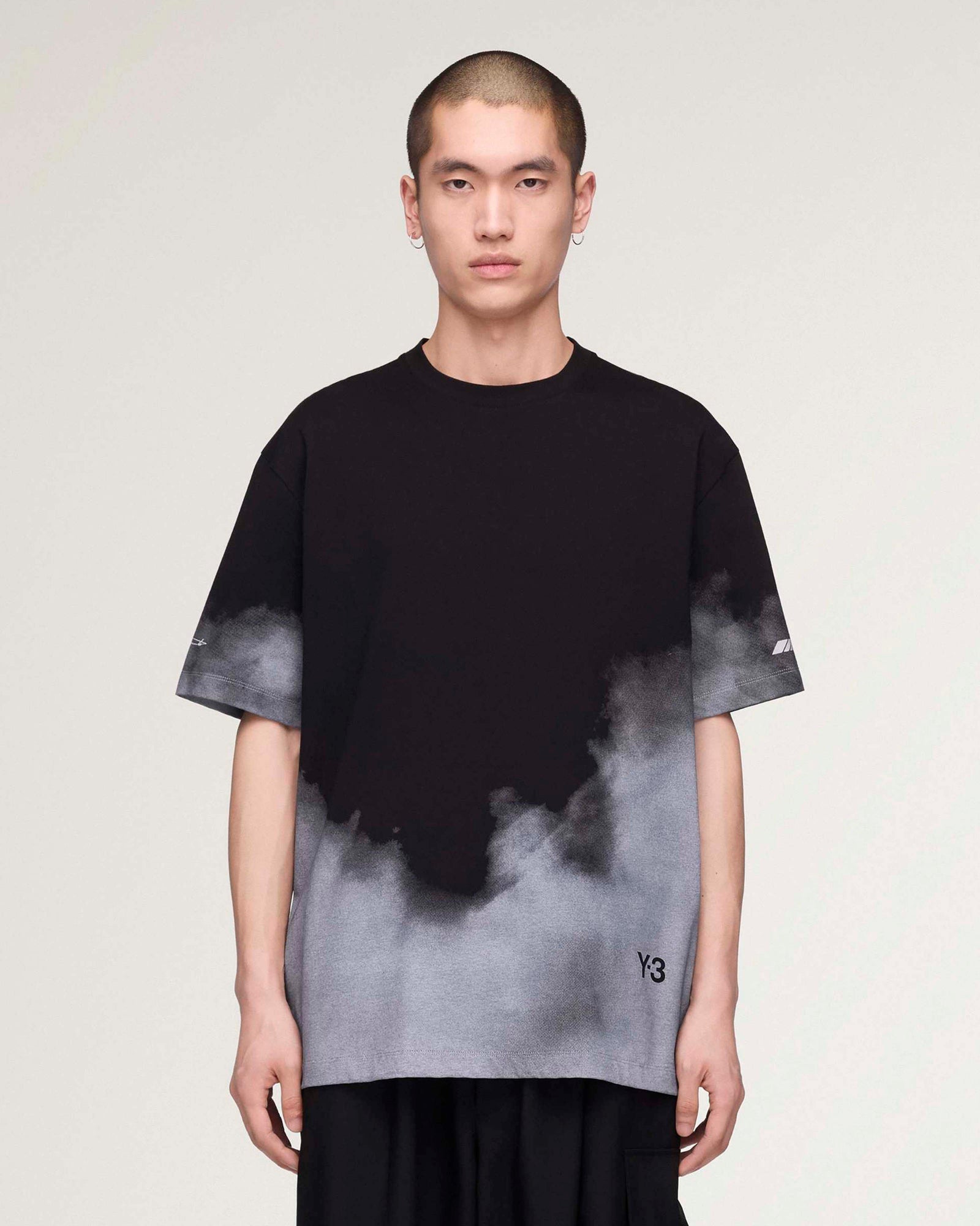 This Model is 6'2'' and wears size M