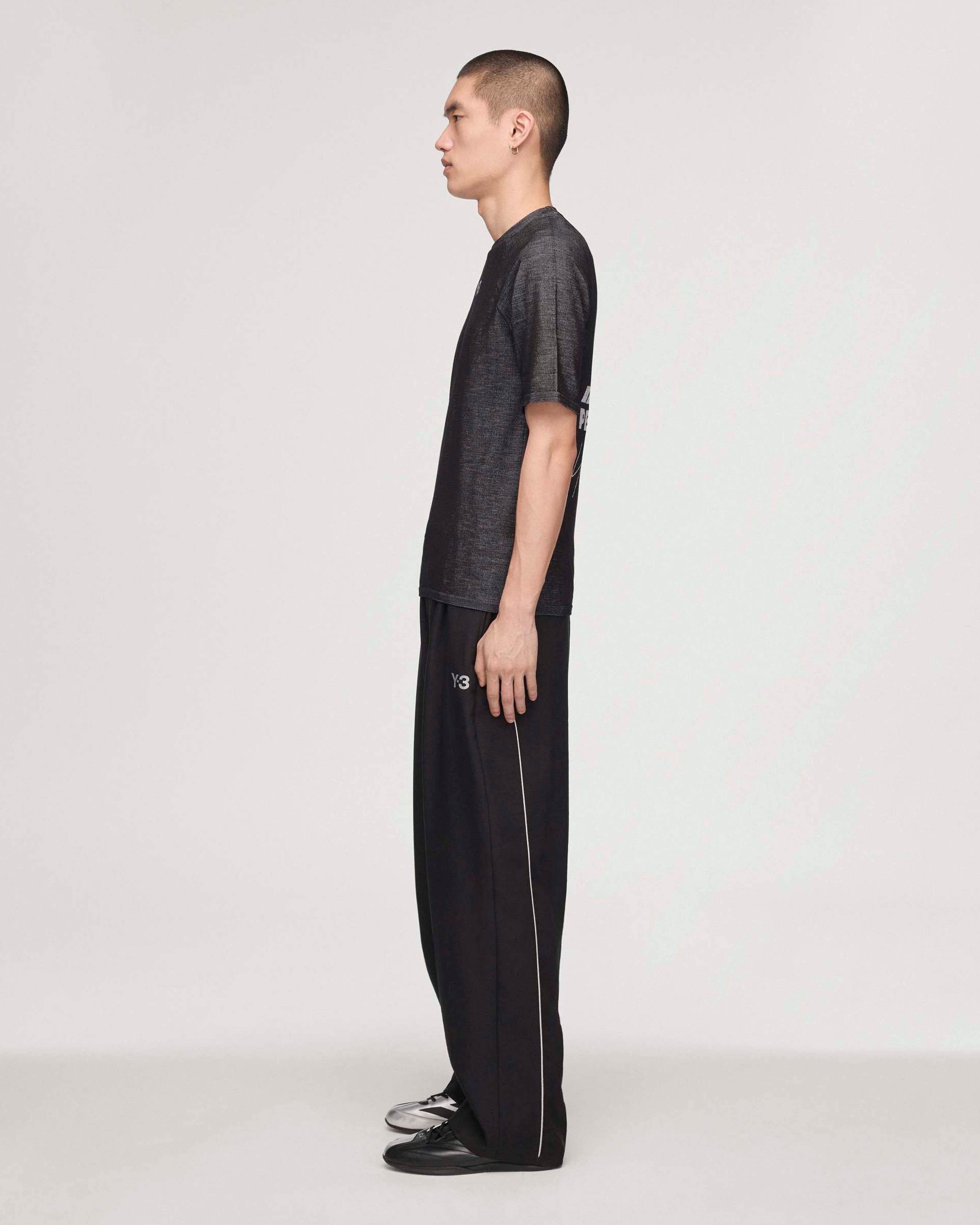 Y-3 Engineered T-shirt - Black (2026) | Mercedes-AMG PETRONAS F1