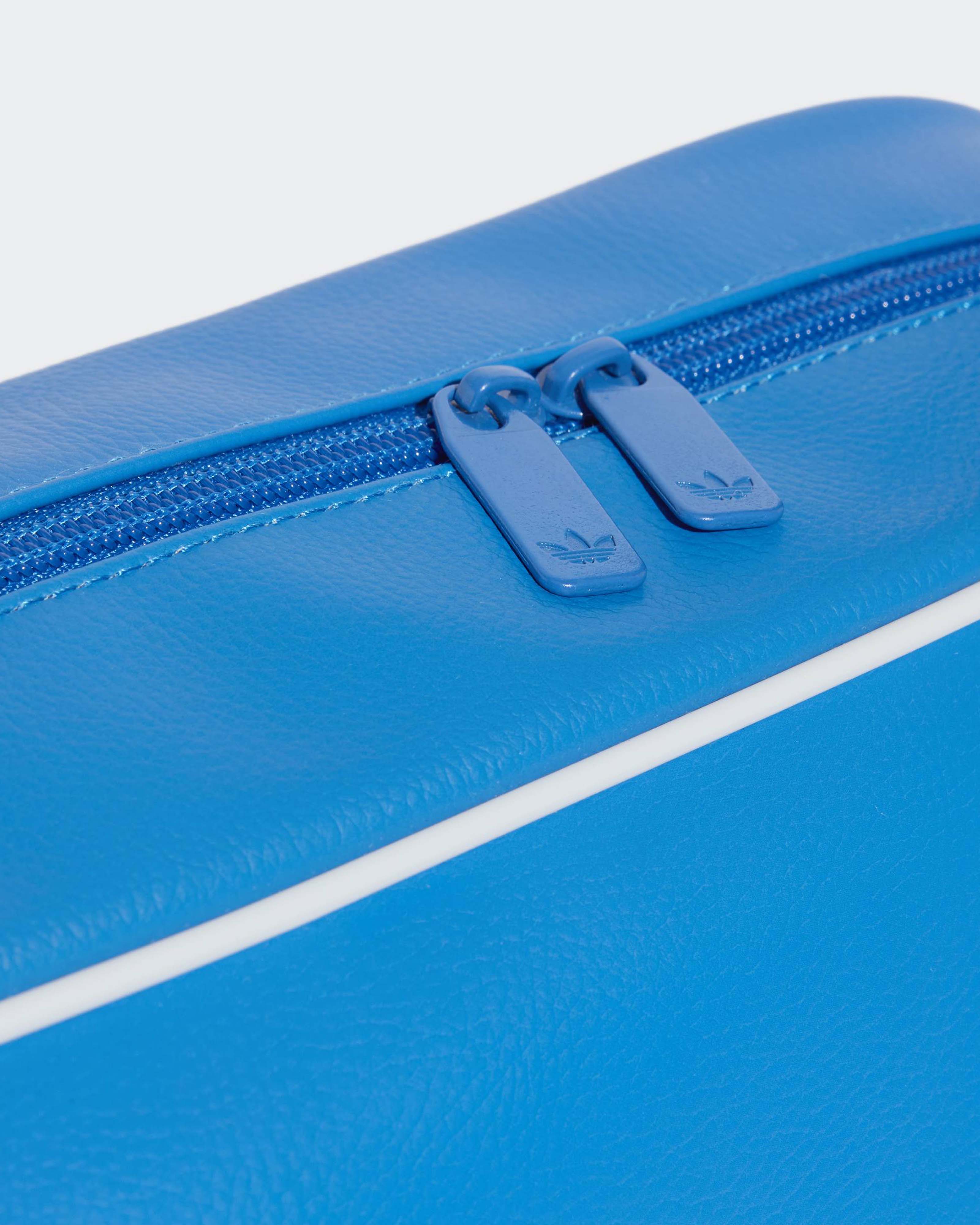 Blue Wonder Bag Blue
