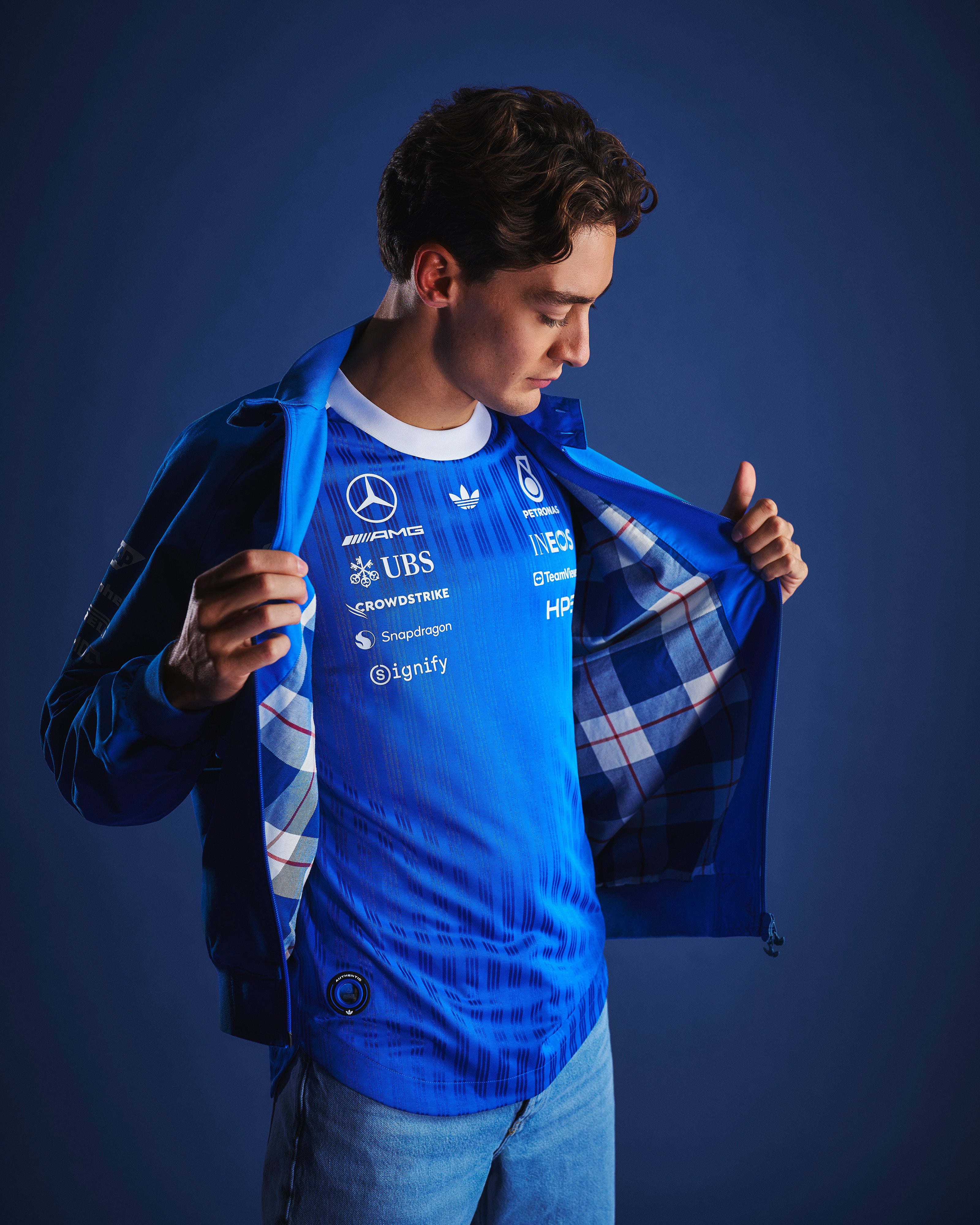 Fan Jackets | Official Mercedes-AMG F1 Store