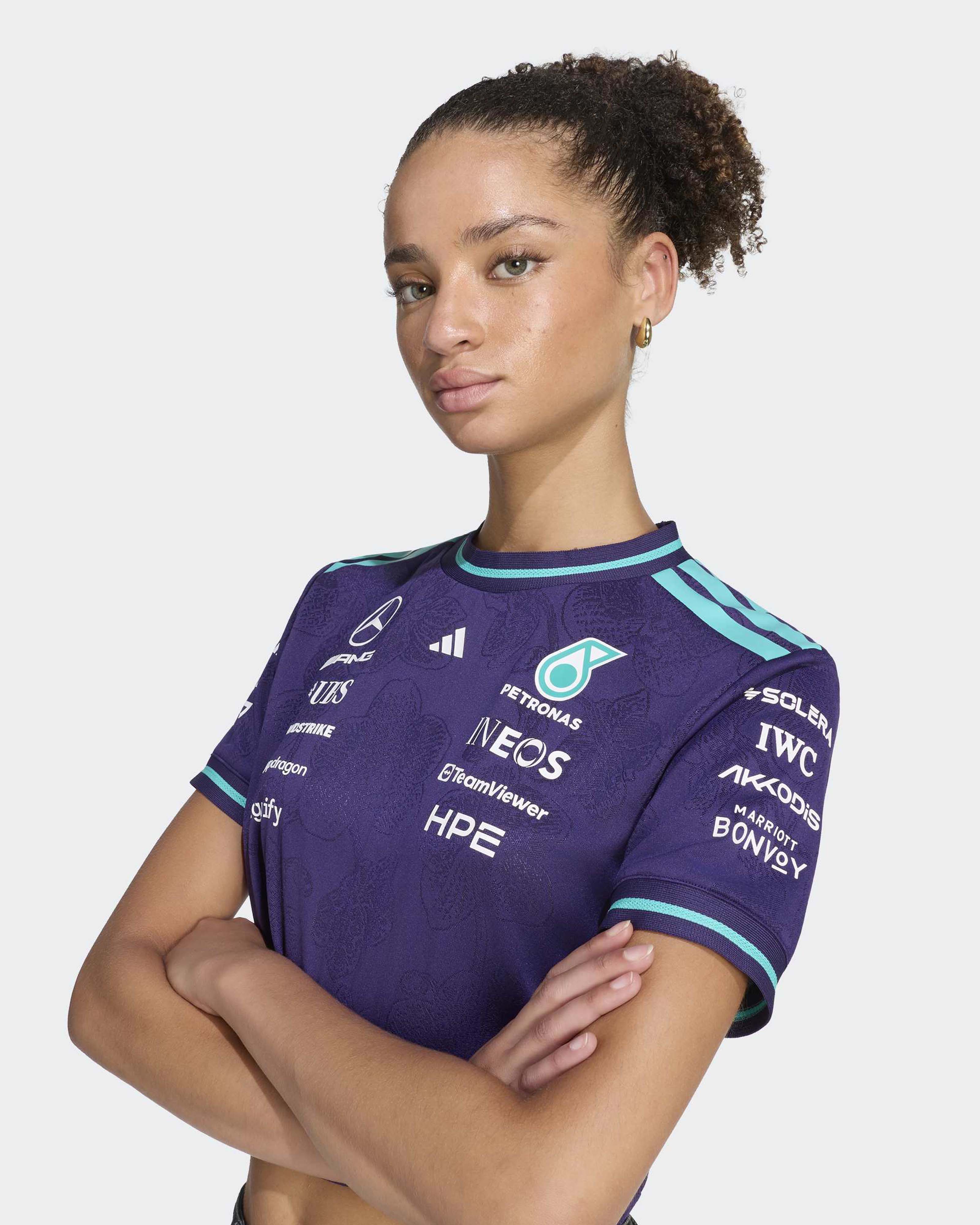 Womens Cropped 2026 Vanda Bloom Team Driver Tee Purple