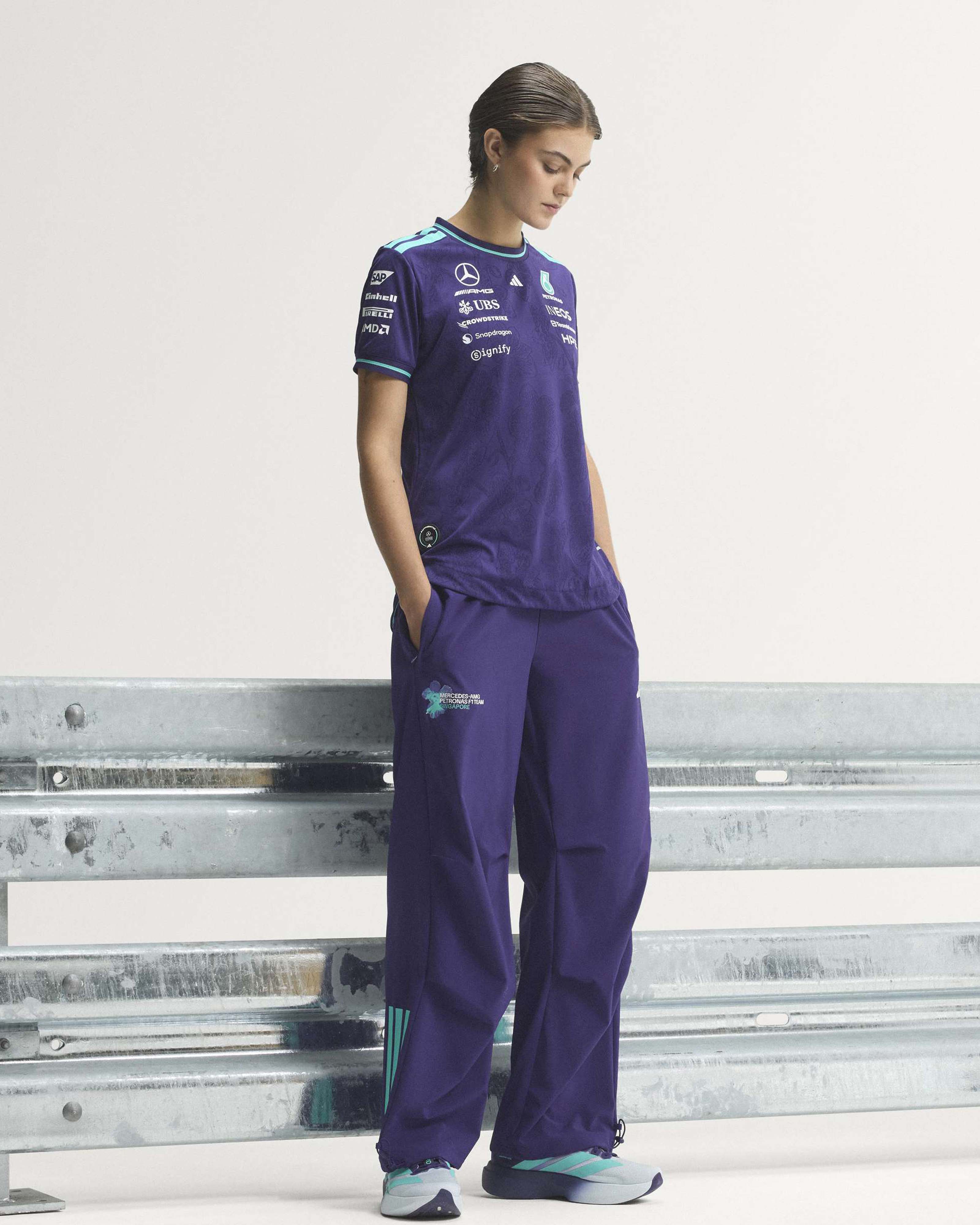 Womens 2026 Vanda Bloom Authentic Driver Tee Purple