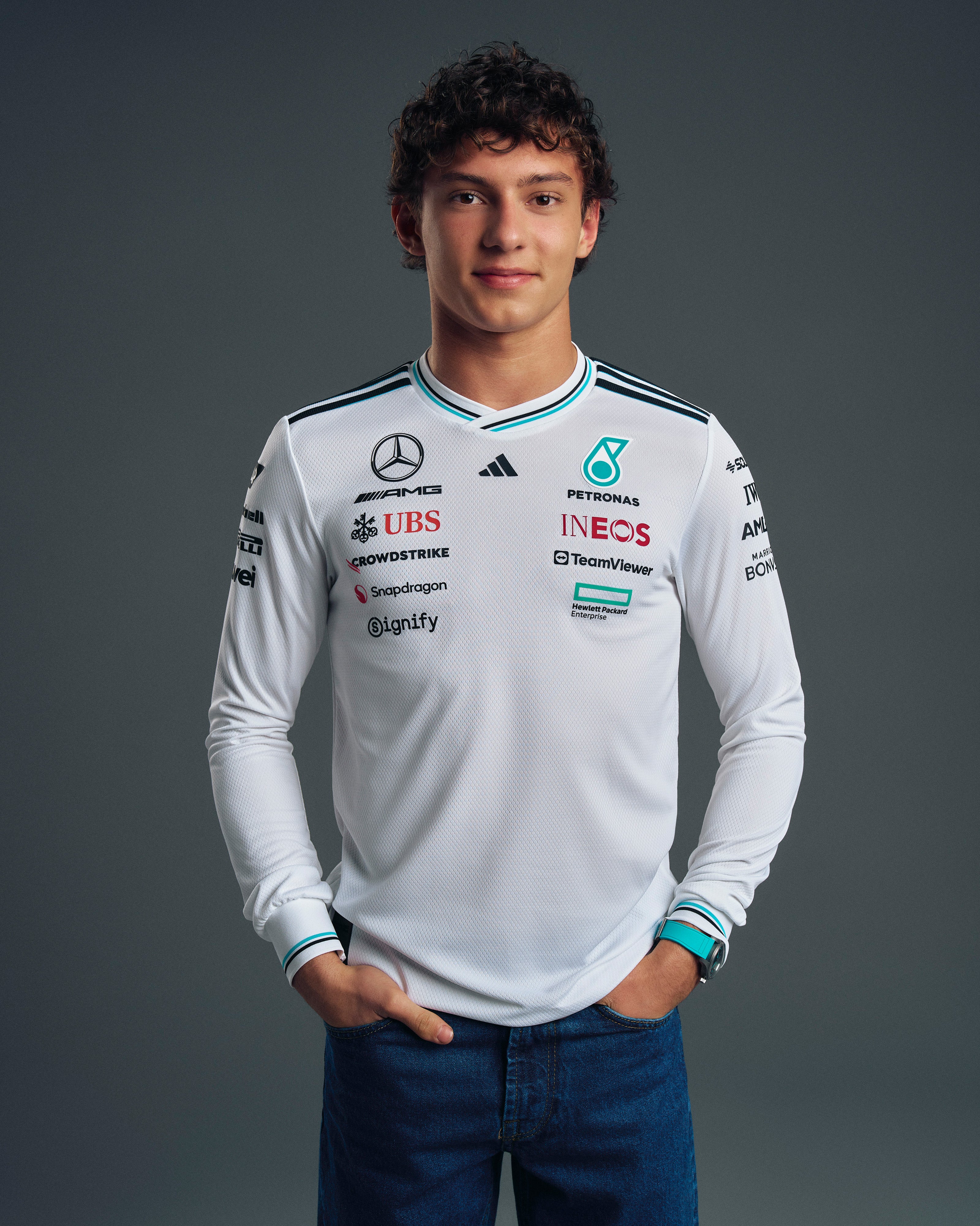 adidas MERCEDES - AMG PETRONAS FORMULA ONE TEAM 1/4 ZIP