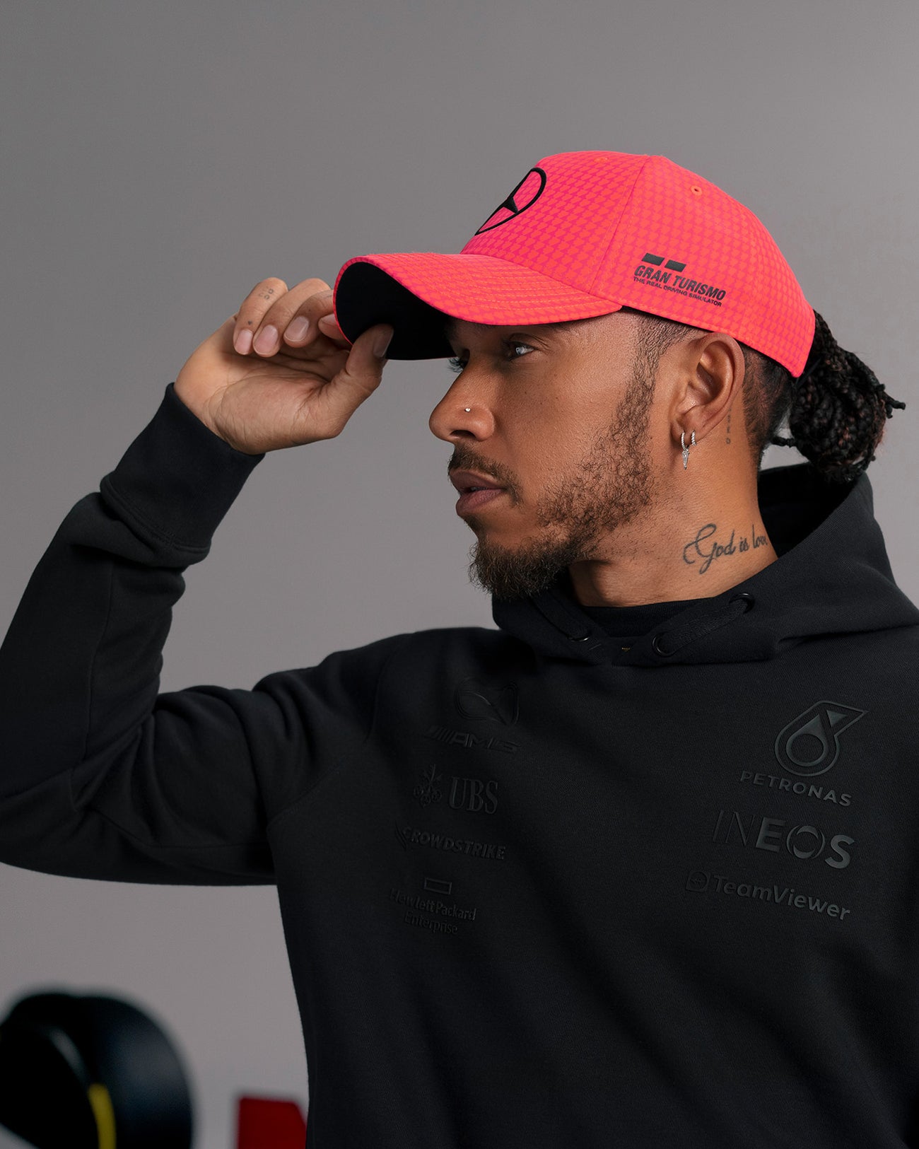 Official Mercedes-AMG PETRONAS F1 Team Store