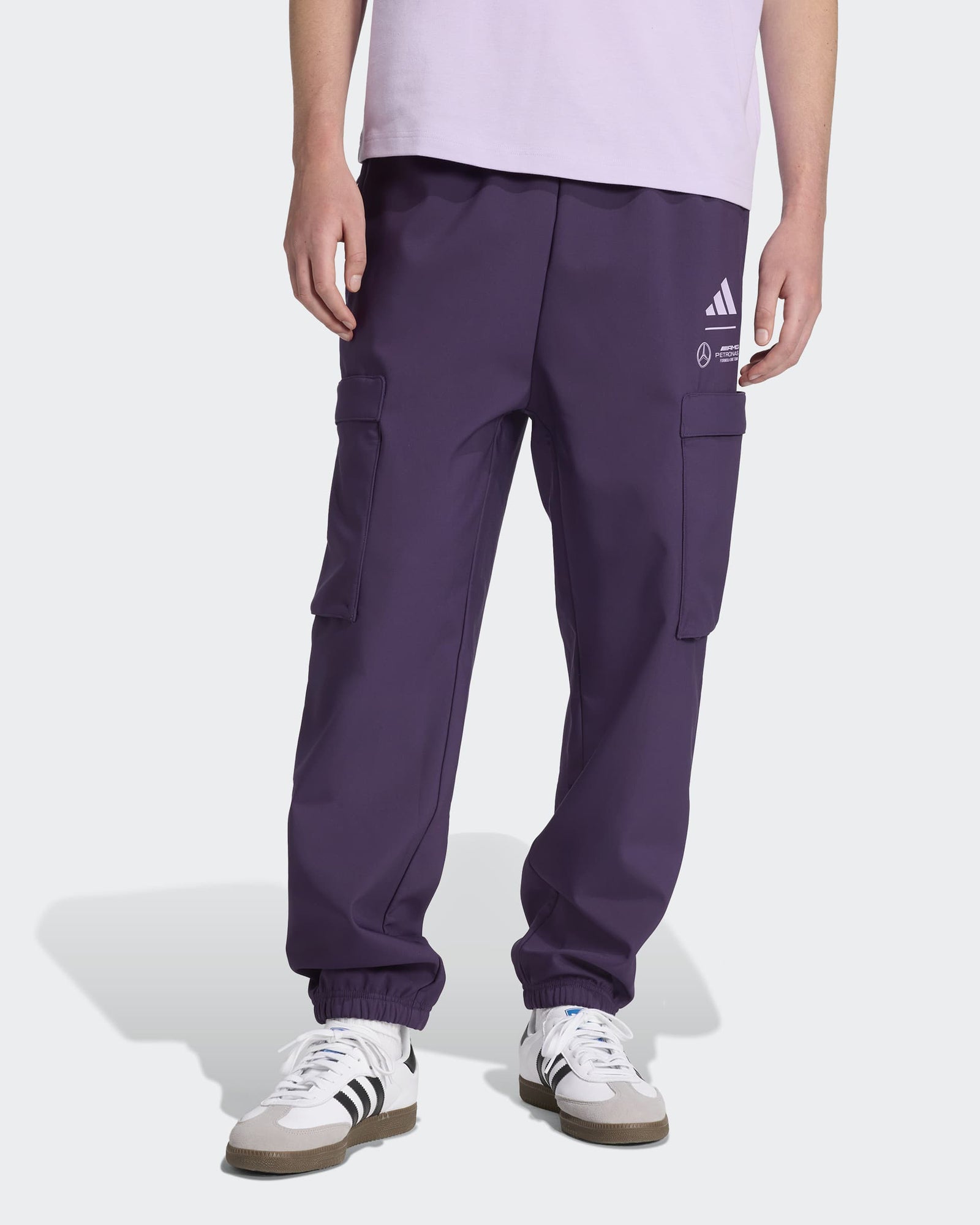 This Model is 6'1'' and wears size M