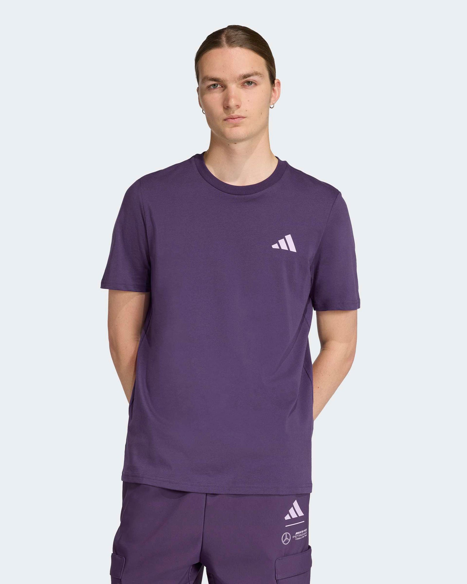 This Model is 6'1'' and wears size M