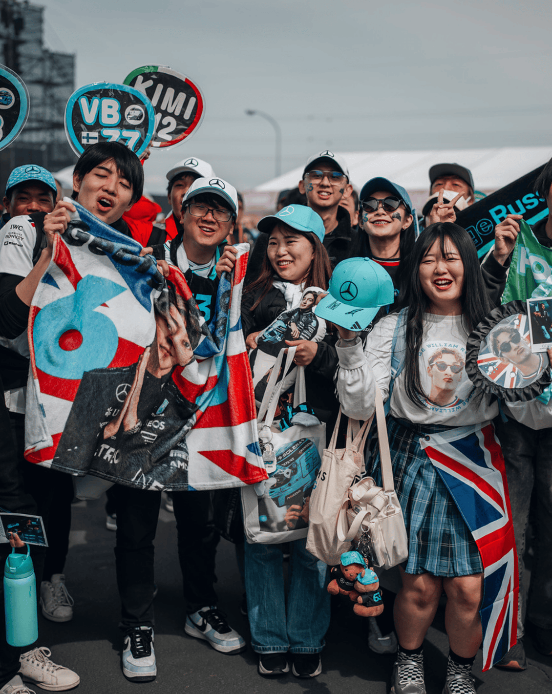 Official Mercedes-AMG PETRONAS F1 Team Store