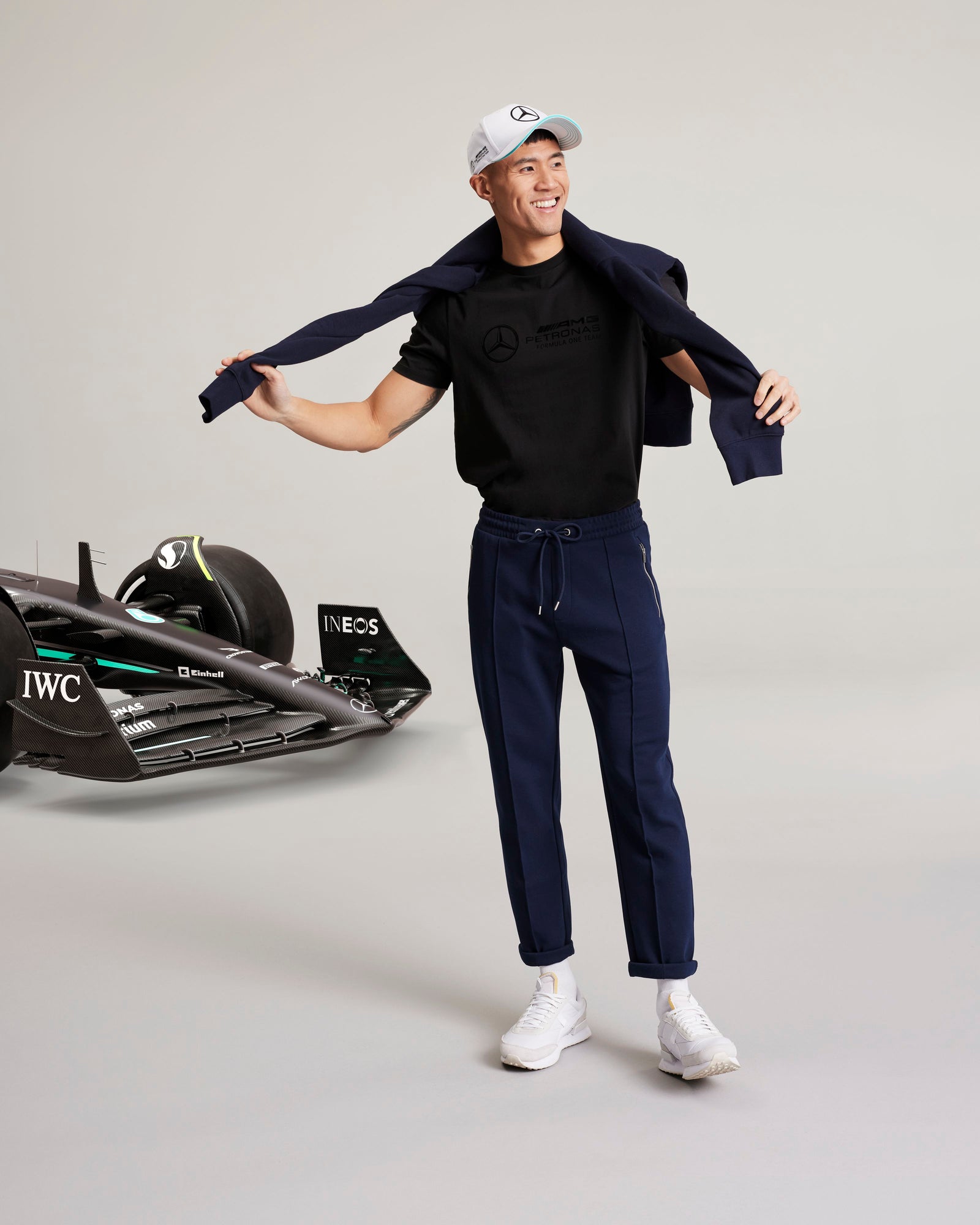 Fuel For Fans Casquette Mercedes-AMG Petronas F1 édition spéciale Lewis  Hamilton 2020 Abu Dhabi GP : : Auto et Moto