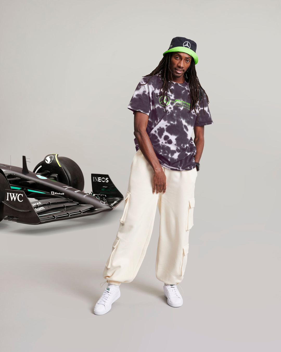 Official Mercedes-AMG PETRONAS F1 Team Store