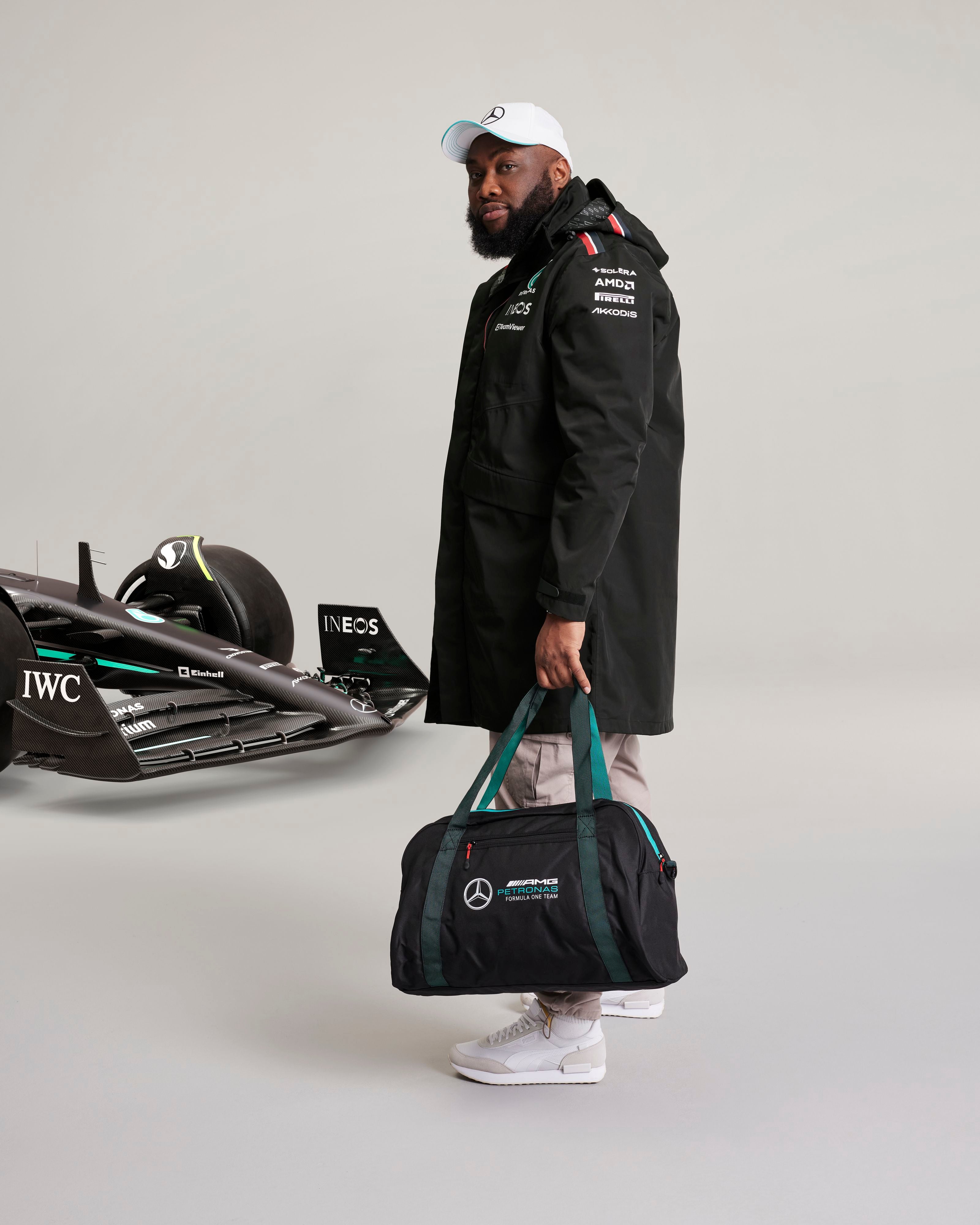 Mercedes amg petronas sale 2018 team rain jacket