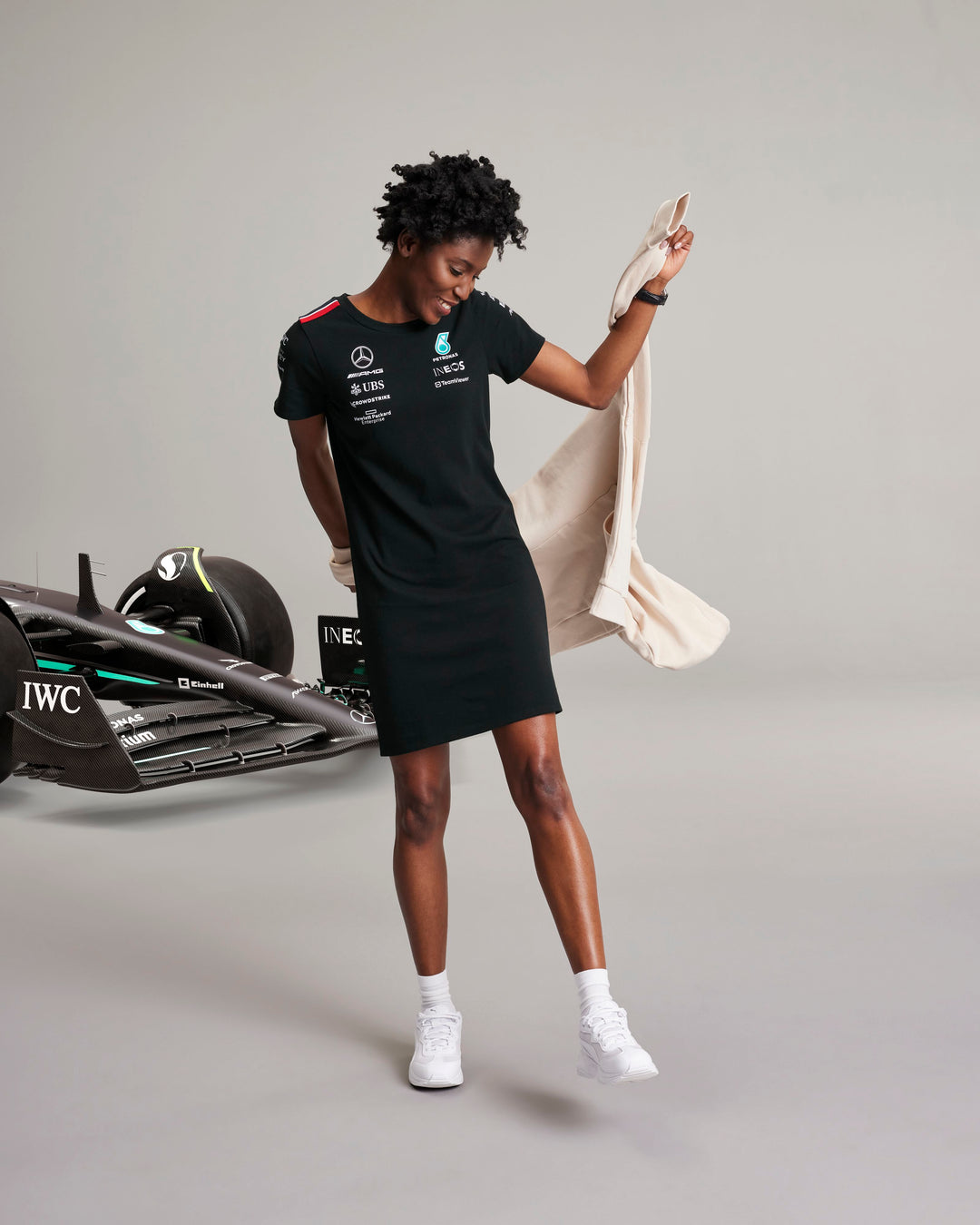 Mercedes F1 Womenswear | Official Mercedes-AMG F1 Store