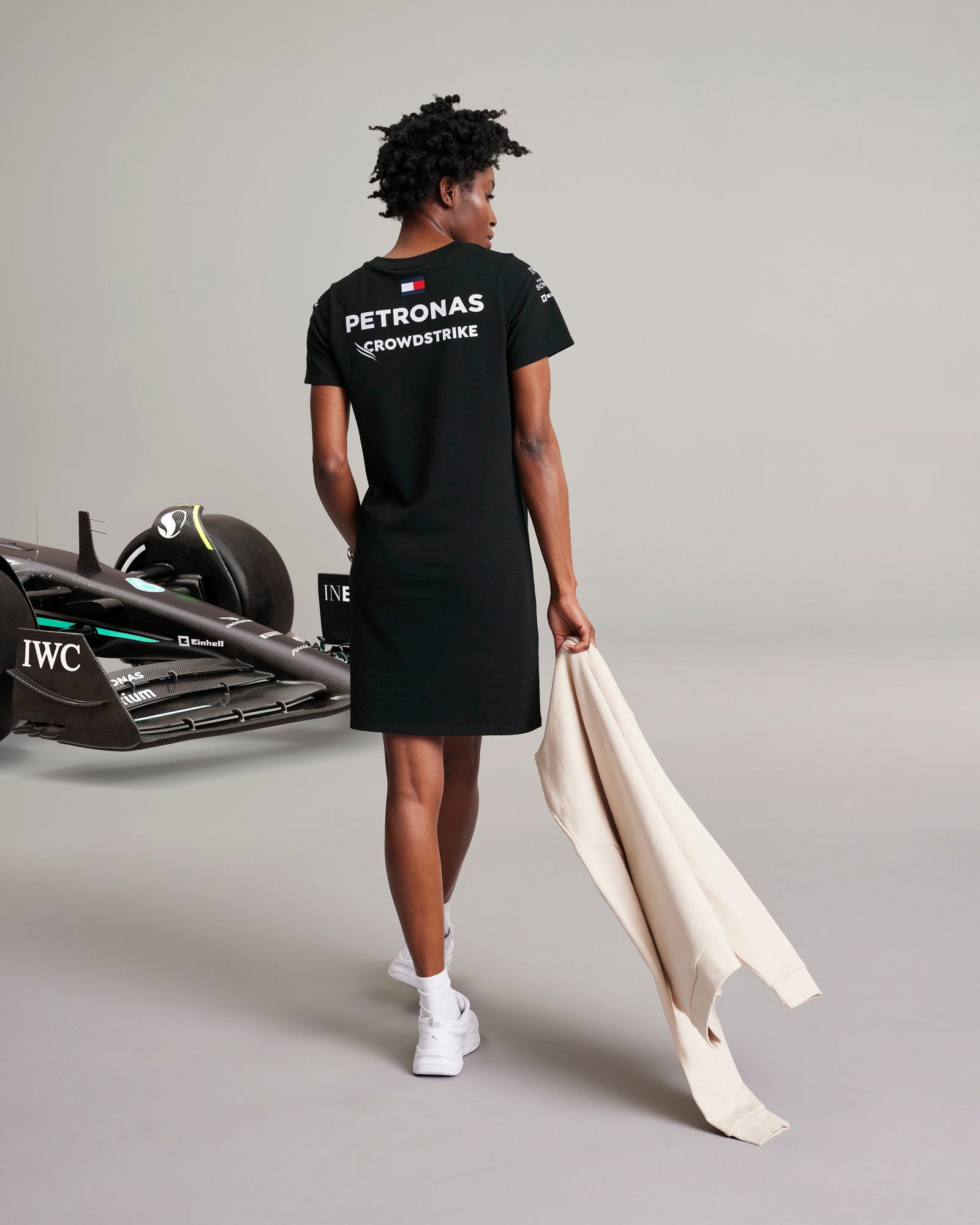 Mercedes F1 Womenswear | Official Mercedes-AMG F1 Store